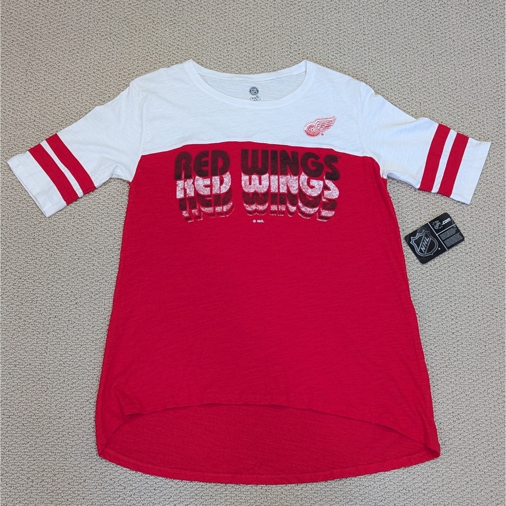 New NHL Detroit Red Wings T Shirt Womens Med 8/10 Jersey‎ Style Distressed Logo